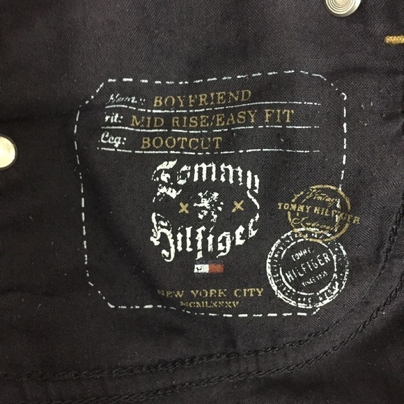 Tommy Hilfiger Boyfriend Jeans Womens 2S 30W 28L Mid Rise Easy Fit Bootcut - Picture 7 of 12